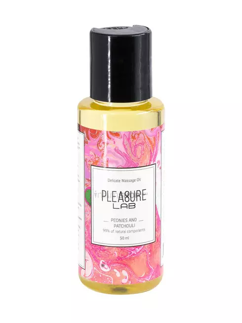 Массажное масло Pleasure Lab Delicate пионы и пачули, 50 мл