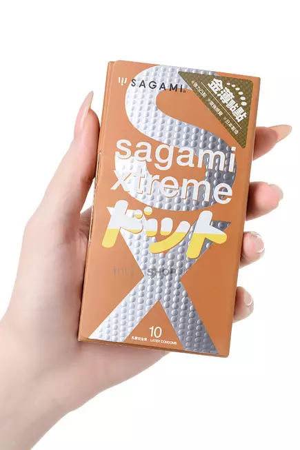 Презервативы анатомической формы Sagami Xtreme Feel Up с точками, 10шт